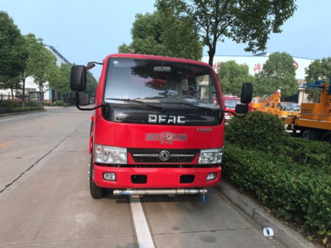  國(guó)五雙排3噸消防灑水車